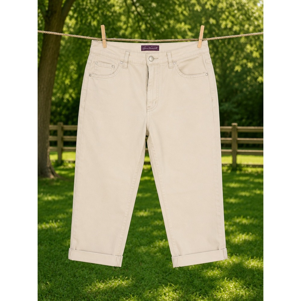 GLORIA VANDERBILT Women's Capri Pants Size 8 Beige Cropped Casual Stretch Pants